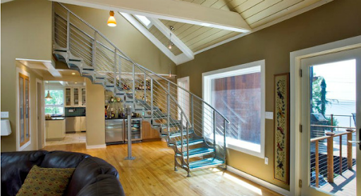 Винтовые модульные лестницы для коттеджа, Винтовые модульные лестницы для дачи